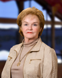 PAT TUCKER PAT TUCKER